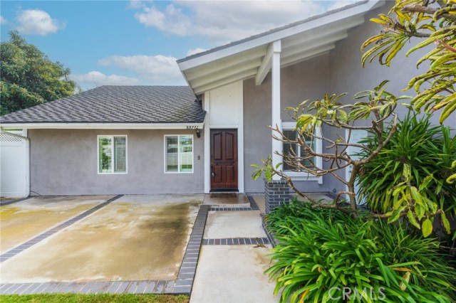 Detail Gallery Image 4 of 33 For 10092 Dana Dr, Huntington Beach,  CA 92646 - 3 Beds | 2 Baths