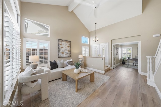 17350 Summer Oak Pl, Yorba Linda CA: https://media.crmls.org/medias/fe4361ee-aea5-4ddc-849e-0243911380d3.jpg