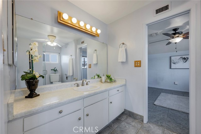 14673 Hawes Street photo 36