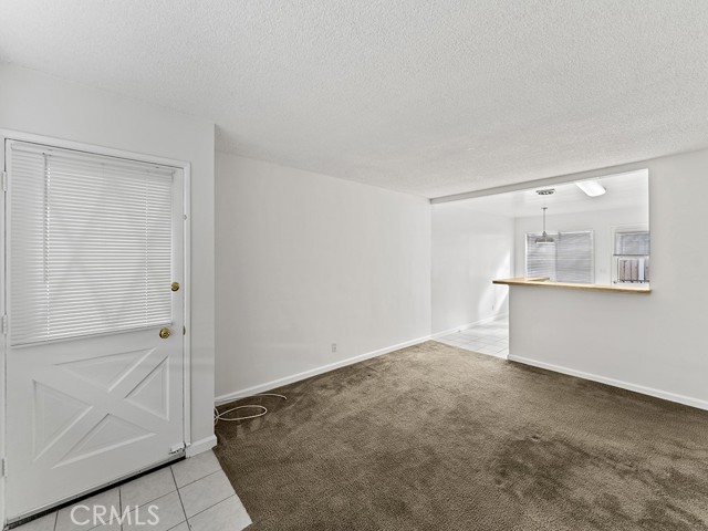 Detail Gallery Image 7 of 12 For 1205 Florida St #B,  Huntington Beach,  CA 92648 - 2 Beds | 1 Baths