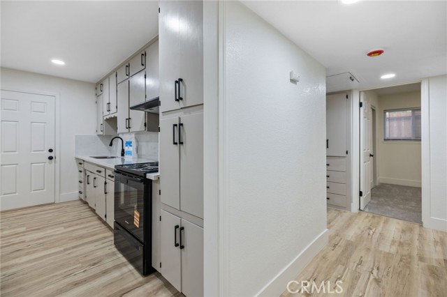 Detail Gallery Image 7 of 37 For 2252 S Eunice Ave, Fresno,  CA 93706 - 4 Beds | 1 Baths