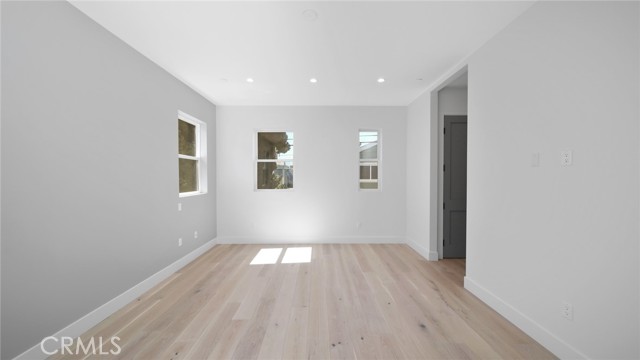 2421 Voorhees Avenue, Redondo Beach, California 90278, 4 Bedrooms Bedrooms, ,4 BathroomsBathrooms,Residential,Sold,Voorhees,PV21128390