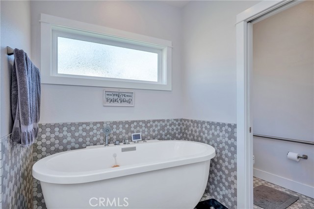 Detail Gallery Image 22 of 62 For 19810 Jaclyn Dr, Middletown,  CA 95457 - 4 Beds | 4 Baths