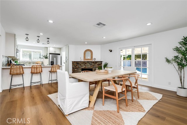 Detail Gallery Image 15 of 33 For 24224 Welby, West Hills,  CA 91307 - 4 Beds | 3 Baths