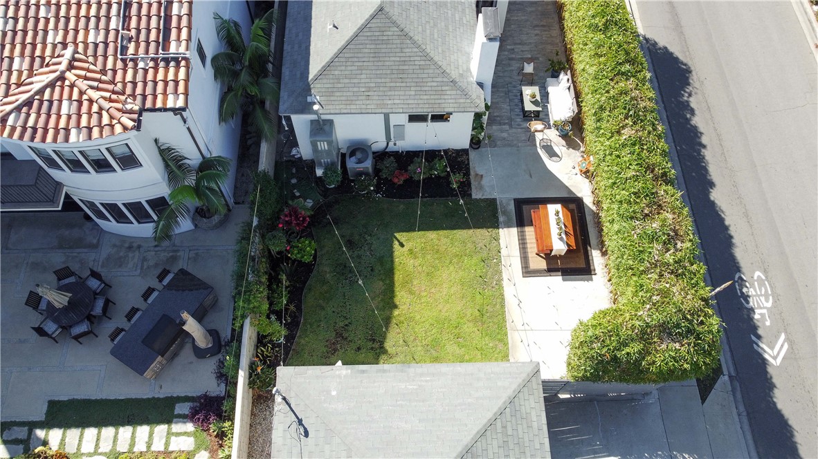 over head view of the backyard