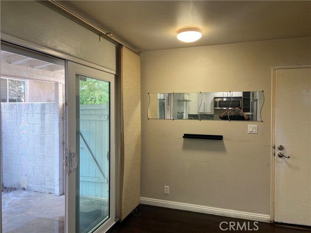 Detail Gallery Image 6 of 19 For 53 California Street, #3, Arcadia,  CA 91006 - 2 Beds | 1/1 Baths