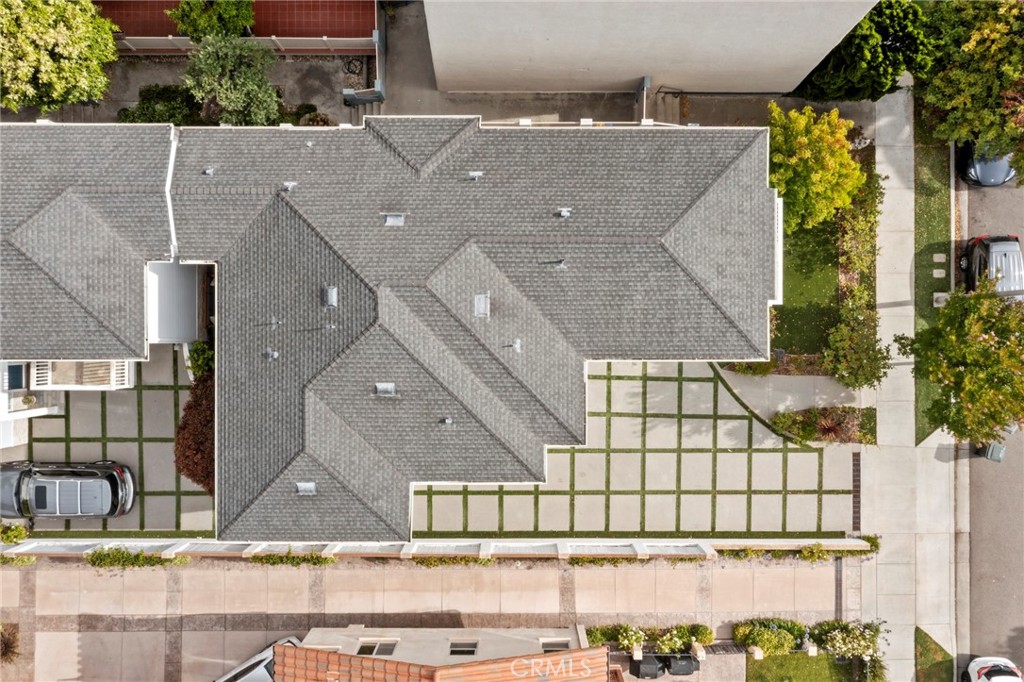 https://media.crmls.org/medias/fe4b1139-0618-42c3-a2d0-6af78430a3e9.jpg?preset=X-Large