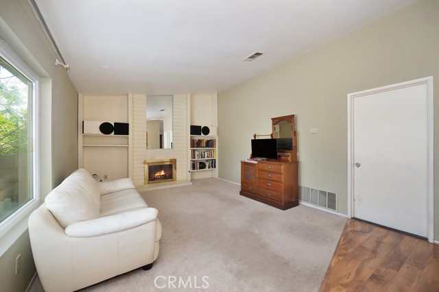30590 Plumas Street, Lake Elsinore CA: https://media.crmls.org/medias/fe4bb1de-82b9-4976-ac85-89e85a91167a.jpg