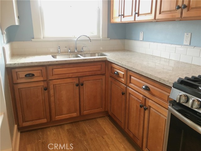 Detail Gallery Image 7 of 11 For 24 W Olive Ave, Redlands,  CA 92373 - 1 Beds | 1 Baths