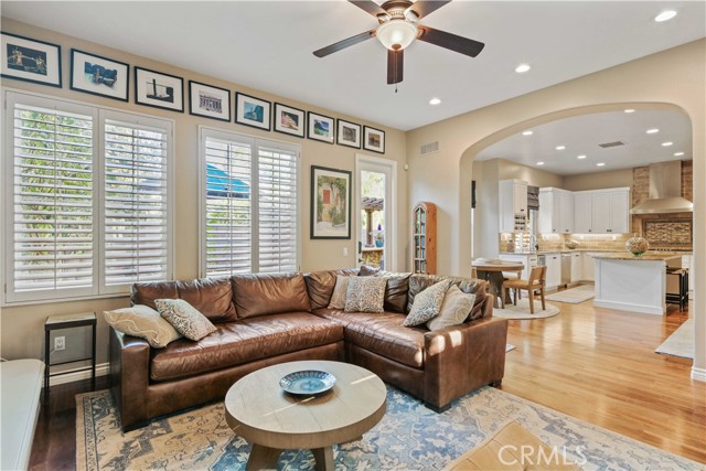 Image 23 of 71 For 26816 Fairlain Drive