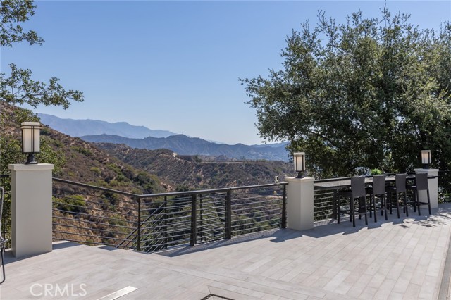 Detail Gallery Image 47 of 62 For 2111 Rimcrest Dr, Glendale,  CA 91207 - 4 Beds | 5 Baths