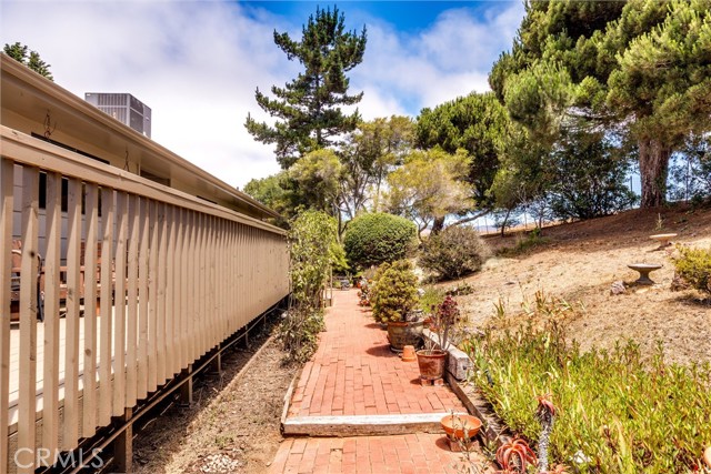 2030 Sombrero Drive, Los Osos CA: https://media.crmls.org/medias/fe4d8a64-4dd6-4cb3-9122-8c92f686b218.jpg