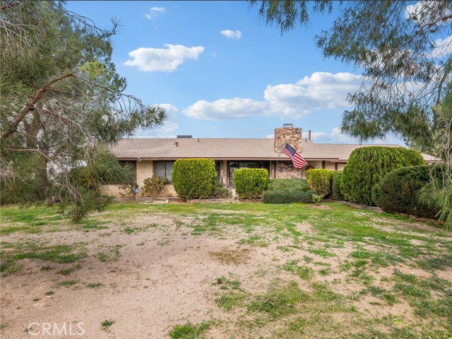 Detail Gallery Image 5 of 35 For 15476 Pahute St, Victorville,  CA 92395 - 3 Beds | 2 Baths