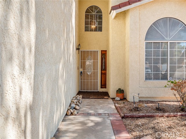 Detail Gallery Image 3 of 48 For 27921 Evergreen, Helendale,  CA 92342 - 3 Beds | 3 Baths