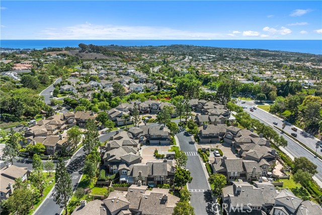 Detail Gallery Image 8 of 12 For 76 Cameray, Laguna Niguel,  CA 92677 - 3 Beds | 2/1 Baths