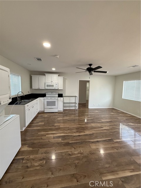 1848 Gretta Avenue, La Puente CA: https://media.crmls.org/medias/fe4e7422-6d54-4287-b919-78f5a9df2b42.jpg