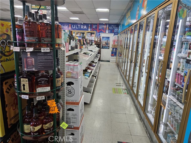 2515 W Carson Street, Torrance CA: https://media.crmls.org/medias/fe4ea196-c132-48a4-ac00-41386d16a186.jpg