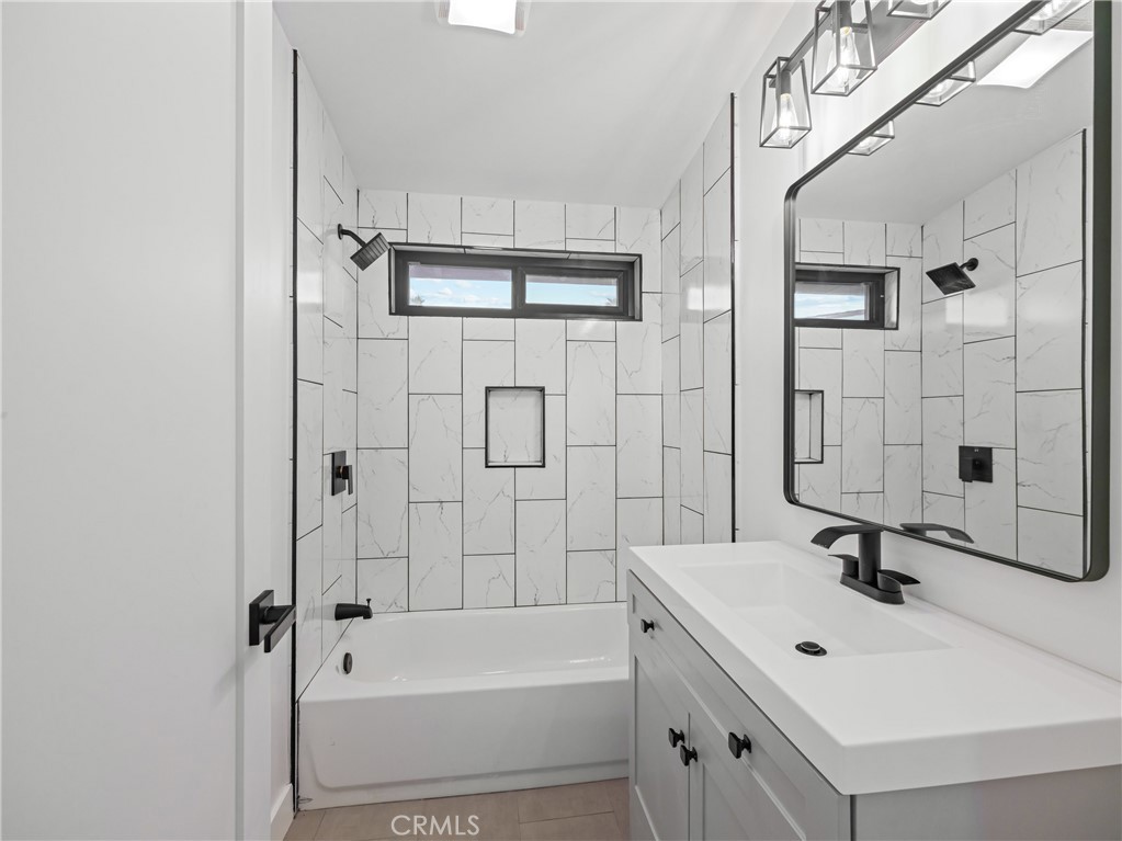 MLS #DW25261926 image #11