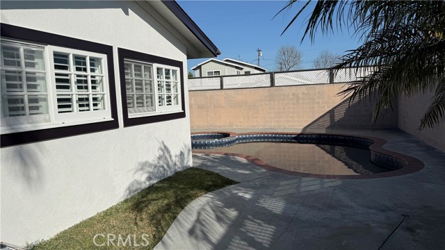 Detail Gallery Image 18 of 23 For 8422 Munster, Huntington Beach,  CA 92646 - 3 Beds | 2 Baths