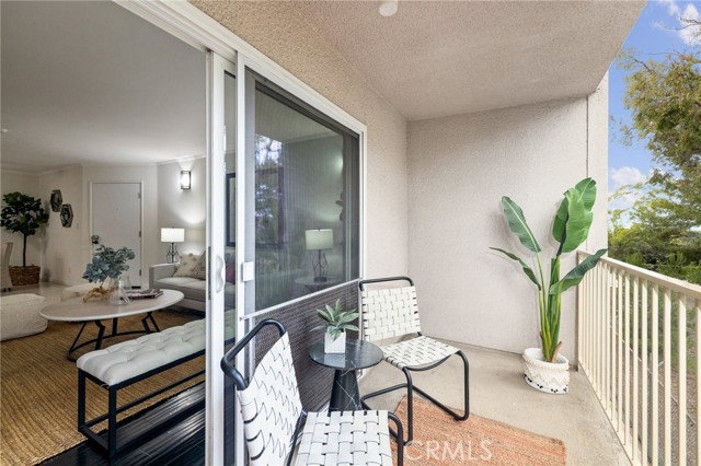 1108 Camino Real, Redondo Beach, California 90277, 2 Bedrooms Bedrooms, ,1 BathroomBathrooms,Residential,Sold,Camino Real,SB21221645