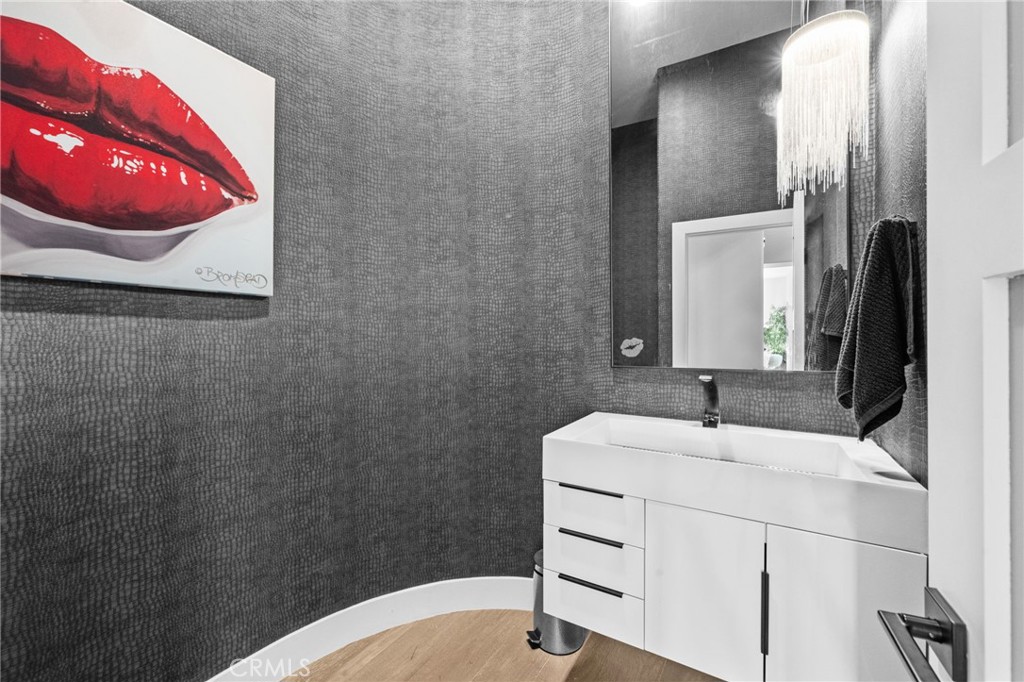 MLS #OC25238020 image #11