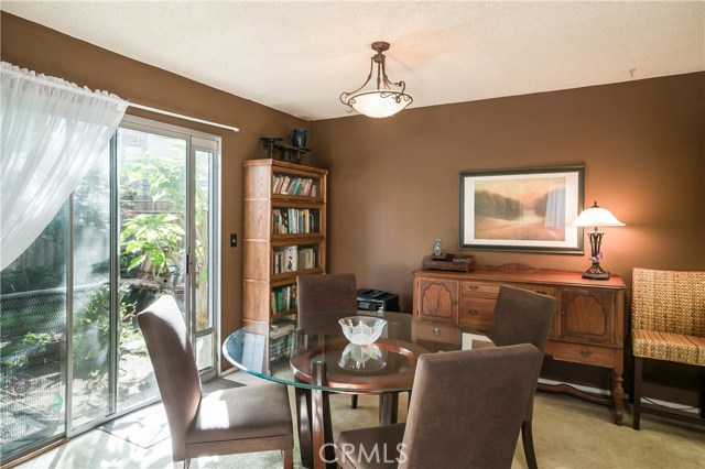 2014 Warfield Avenue, Redondo Beach, California 90278, 2 Bedrooms Bedrooms, ,1 BathroomBathrooms,Residential,Sold,Warfield,SB17032190