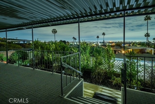 Detail Gallery Image 4 of 53 For 2550 Pacific Coast Highway #224,  Torrance,  CA 90505 - 2 Beds | 2 Baths