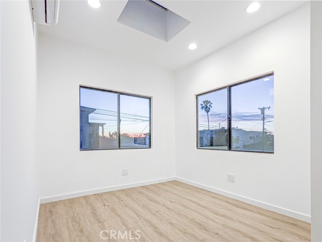 3139 Carter Avenue, Marina del Rey CA: https://media.crmls.org/medias/fe521224-e329-4d9a-b225-76e8a2eb1964.jpg