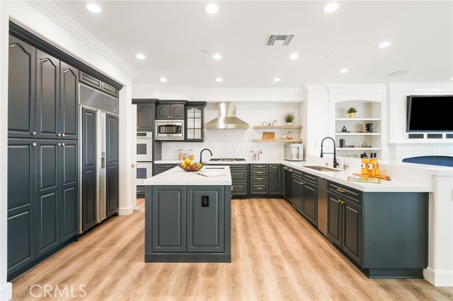 Detail Gallery Image 16 of 64 For 20112 via Cellini, Porter Ranch,  CA 91311 - 4 Beds | 4/1 Baths