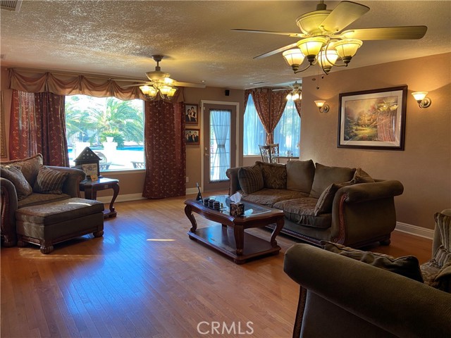 Detail Gallery Image 21 of 32 For 7614 Calpella Ave, Hesperia,  CA 92345 - 4 Beds | 3 Baths