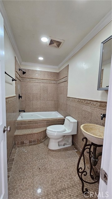 Detail Gallery Image 11 of 53 For 30014 via Victoria, Rancho Palos Verdes,  CA 90275 - 5 Beds | 4/1 Baths