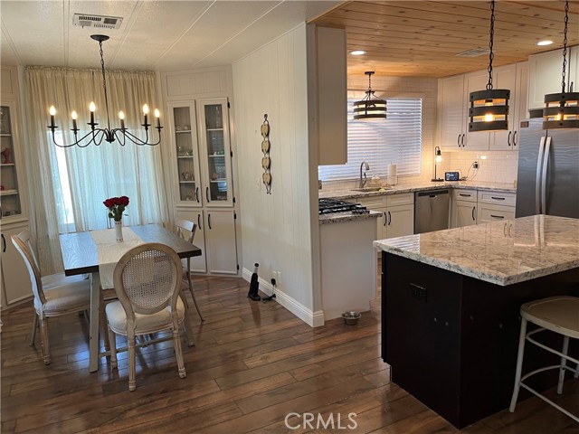 Detail Gallery Image 12 of 32 For 4000 Pierce St #284,  Riverside,  CA 92505 - 2 Beds | 2 Baths