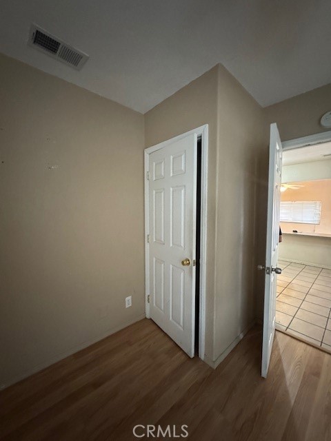 Detail Gallery Image 3 of 10 For 1639 E Hungerford St, Long Beach,  CA 90805 - 2 Beds | 1 Baths