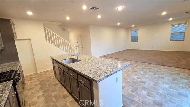 Detail Gallery Image 4 of 37 For 5321 Declan, Riverside,  CA 92504 - 5 Beds | 3 Baths