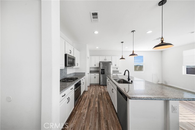 Detail Gallery Image 5 of 34 For 39225 Aristida St, Temecula,  CA 92591 - 4 Beds | 3 Baths