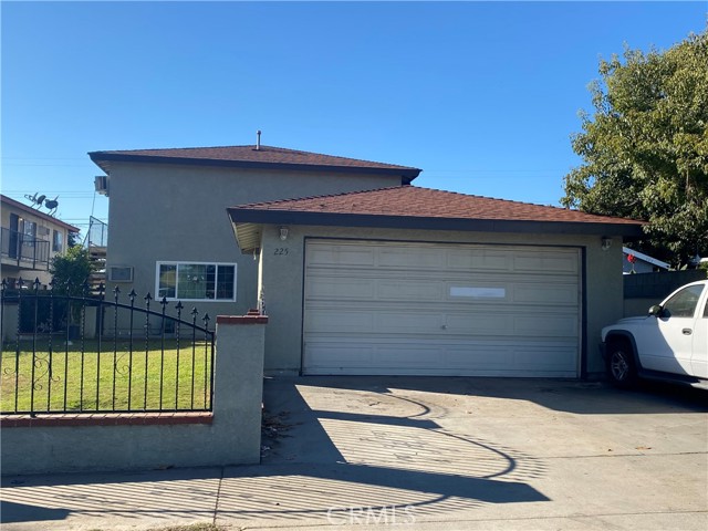 225 N Dalton Avenue, Azusa CA: https://media.crmls.org/medias/fe557e2d-4229-4a9c-808e-51061a5a64d8.jpg