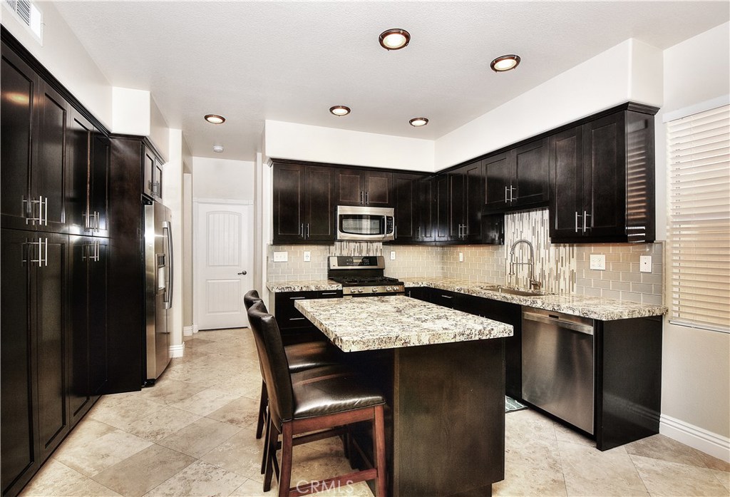 27 Via Tronido, Rancho Santa Margarita, CA 92688