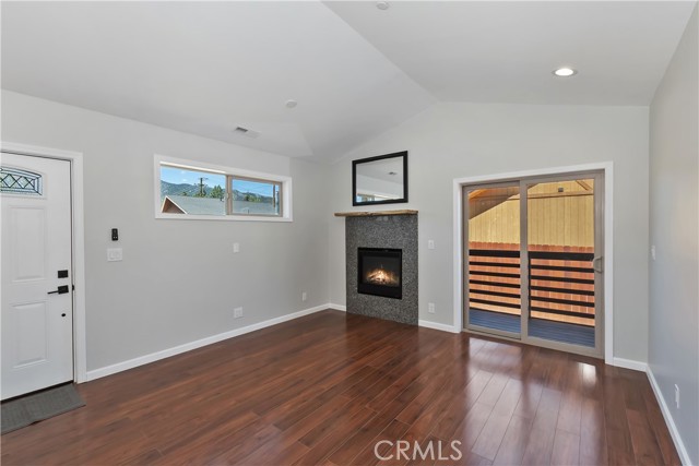 2217 Juniper Lane, Big Bear City CA: https://media.crmls.org/medias/fe55acf1-105c-40e2-8663-02cb8faa3d9b.jpg