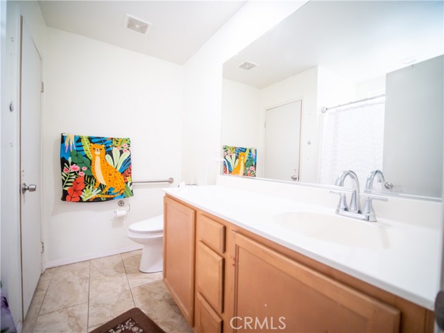 Detail Gallery Image 12 of 19 For 16066 Pawnee Pl, Victorville,  CA 92394 - 3 Beds | 2 Baths