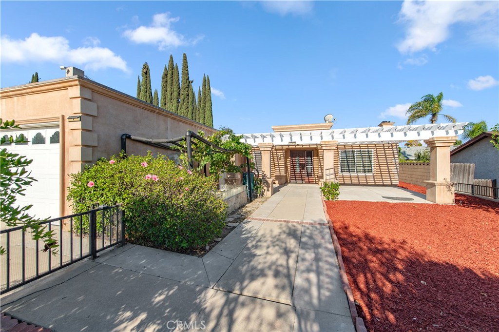 318 S Palo Cedro Drive
