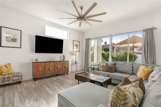 Detail Gallery Image 2 of 32 For 53920 Avenida Martinez, La Quinta,  CA 92253 - 4 Beds | 3/1 Baths