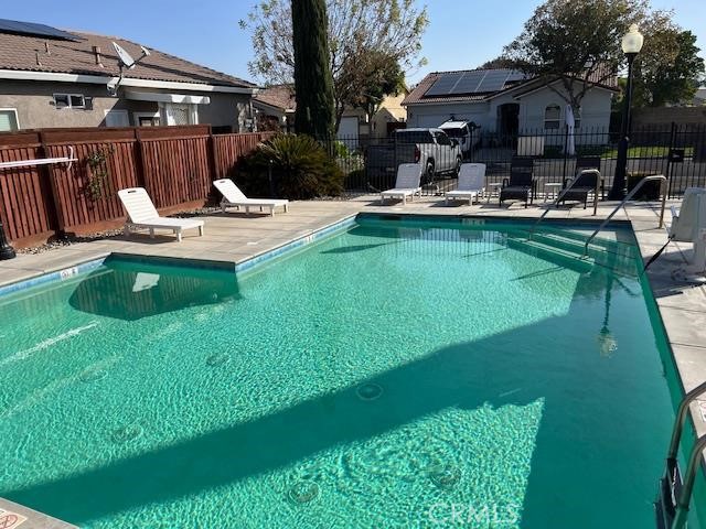 Detail Gallery Image 17 of 21 For 812 via Rosa, Los Banos,  CA 93635 - 3 Beds | 2 Baths