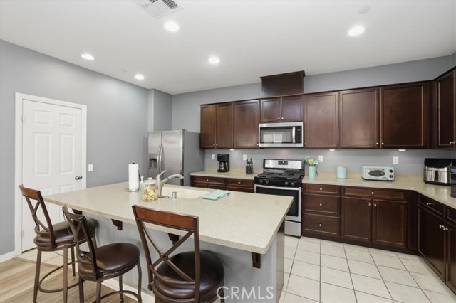 Detail Gallery Image 23 of 60 For 7205 Enclave, Corona,  CA 92880 - 3 Beds | 2/1 Baths