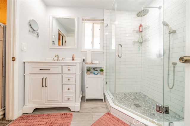 Detail Gallery Image 11 of 20 For 25940 Date, San Bernardino,  CA 92404 - 3 Beds | 2 Baths