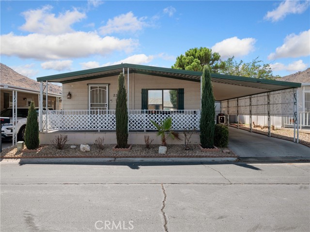 Detail Gallery Image 1 of 22 For 20683 Waalew Rd #B23,  Apple Valley,  CA 92307 - 2 Beds | 2 Baths