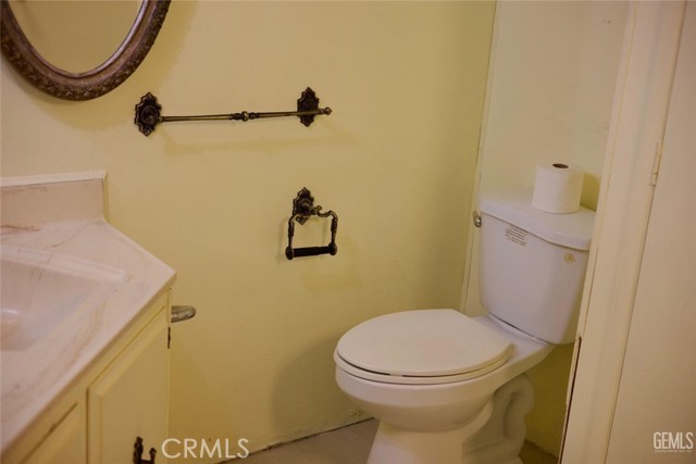 Detail Gallery Image 7 of 10 For 720 E Worth Ave #32,  Porterville,  CA 93257 - 2 Beds | 2 Baths