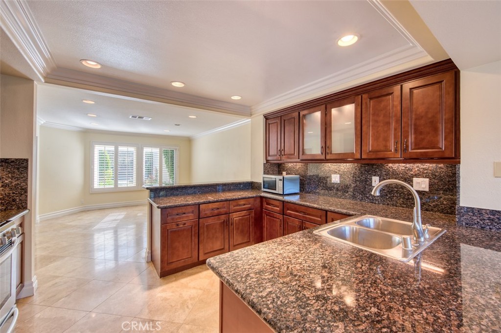 MLS #OC25241861 image #11