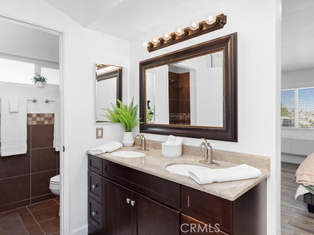 Detail Gallery Image 29 of 62 For 1914 Radford St, Oceanside,  CA 92056 - 4 Beds | 2/1 Baths