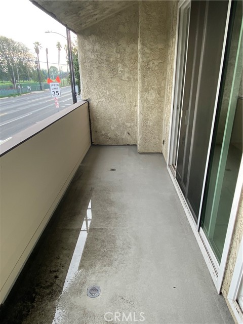 Detail Gallery Image 27 of 61 For 15819 Prairie, Lawndale,  CA 90260 - 2 Beds | 2 Baths