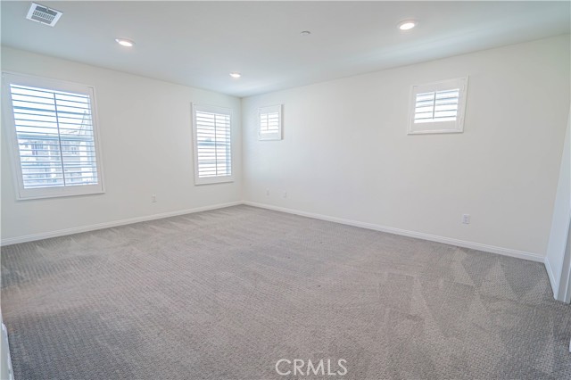 Detail Gallery Image 24 of 46 For 17047 Zion Drive, Canyon Country,  CA 91387 - 4 Beds | 3 Baths